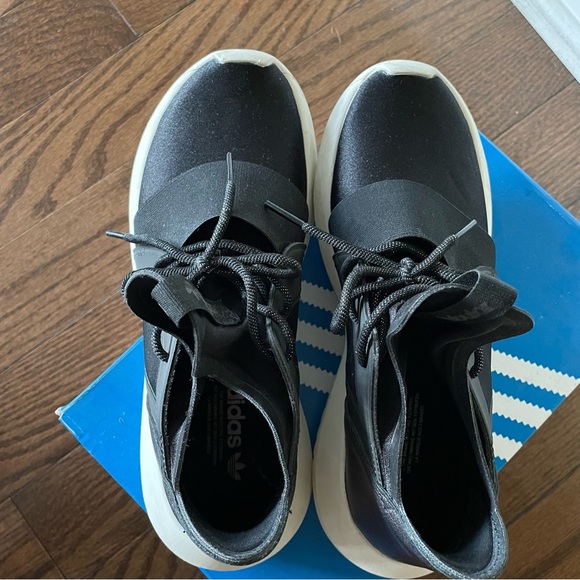 Adidas Tubular Defiant Sneakers - Picture 10 of 13